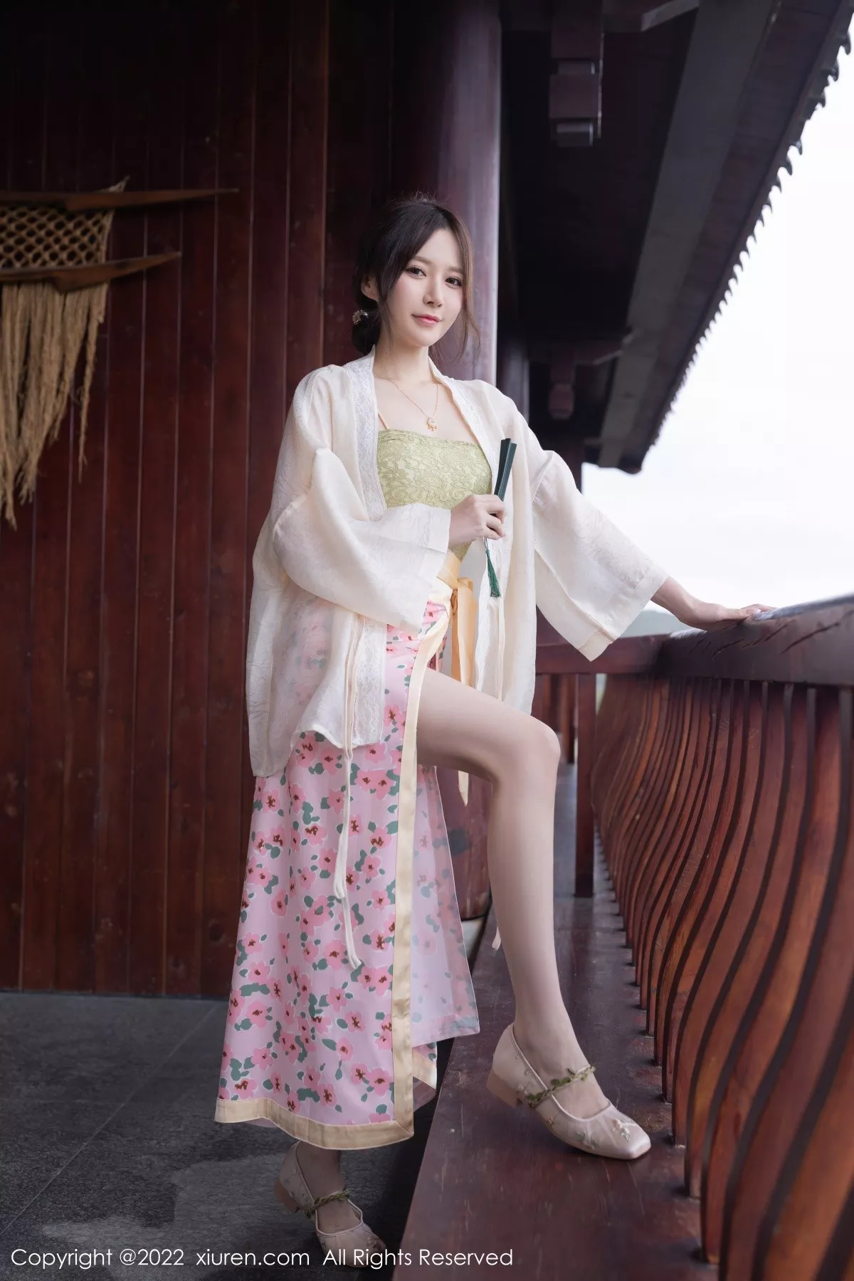 [XiuRen秀人网]第5130期鱼子酱写真 [78P]-007
