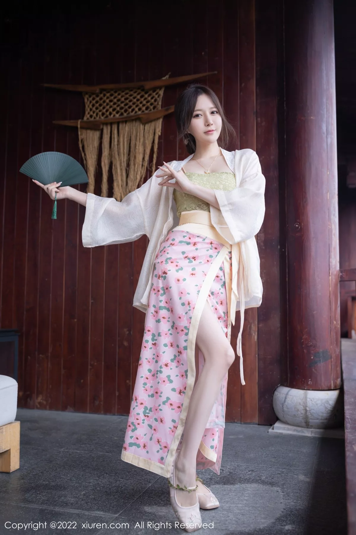 [XiuRen秀人网]第5130期鱼子酱写真 [78P]-010