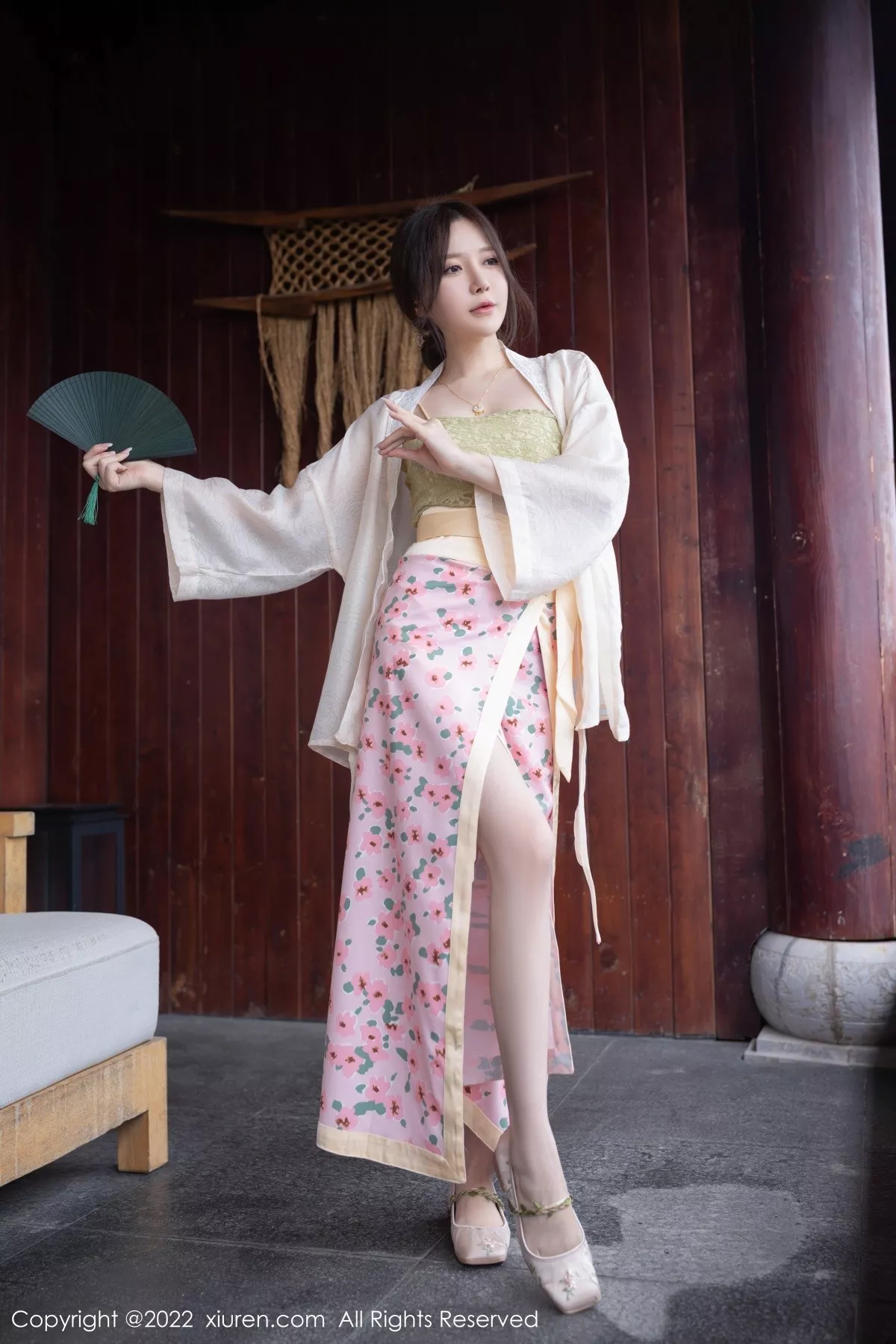 [XiuRen秀人网]第5130期鱼子酱写真 [78P]-011