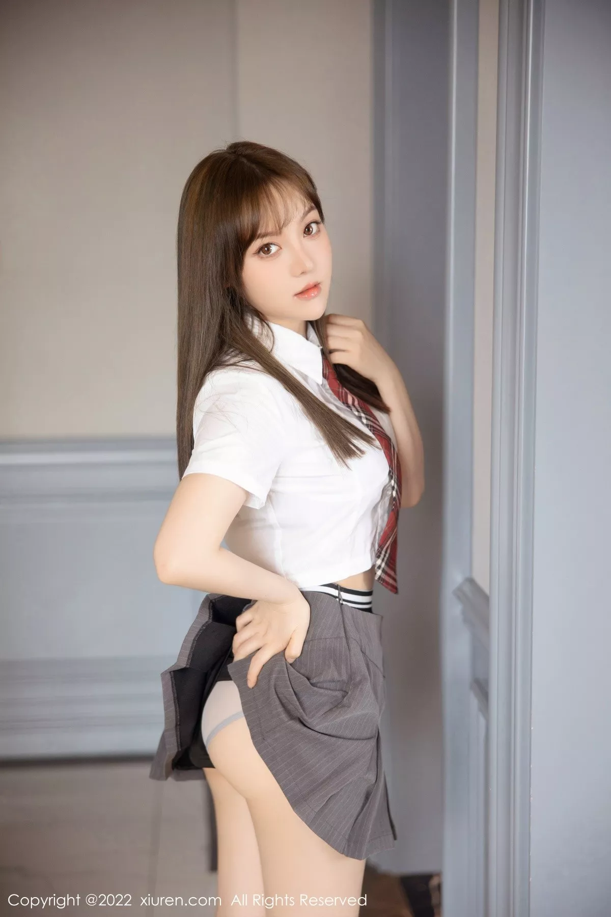[XiuRen秀人网]第5143期豆瓣酱写真 [72P]-001