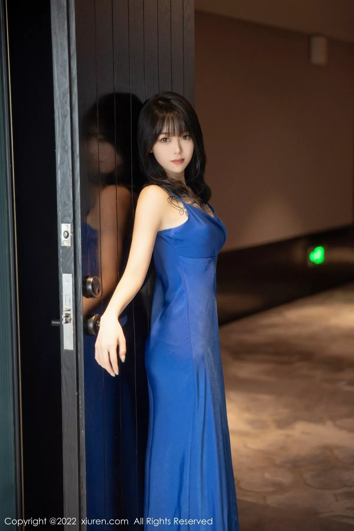[XiuRen秀人网]第5165期奶瓶写真 [82P]-001