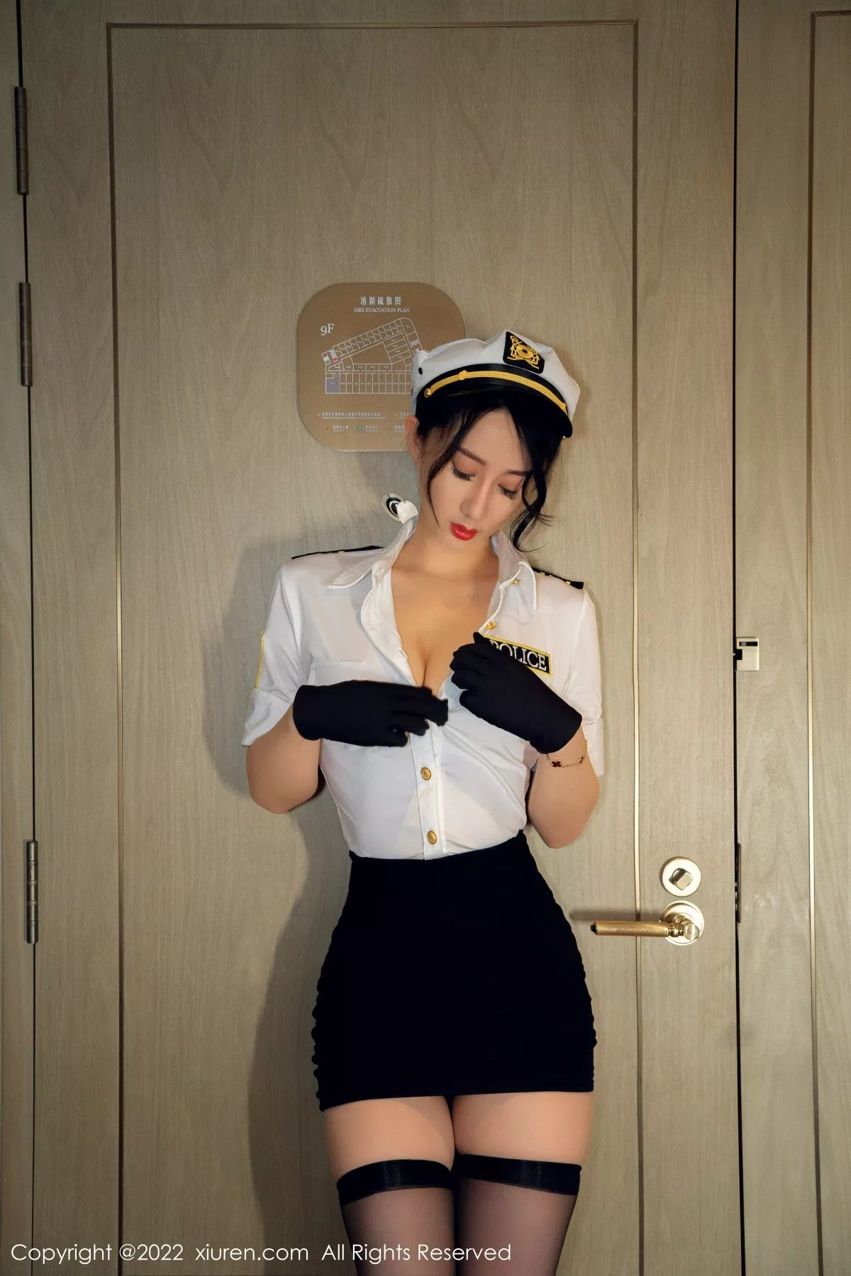 [XiuRen秀人网]第5062期苏小曼写真 [42P]-004