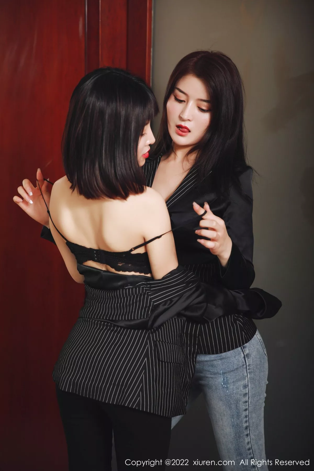 [XiuRen秀人网]第5227期璀灿写真 [67P]-003