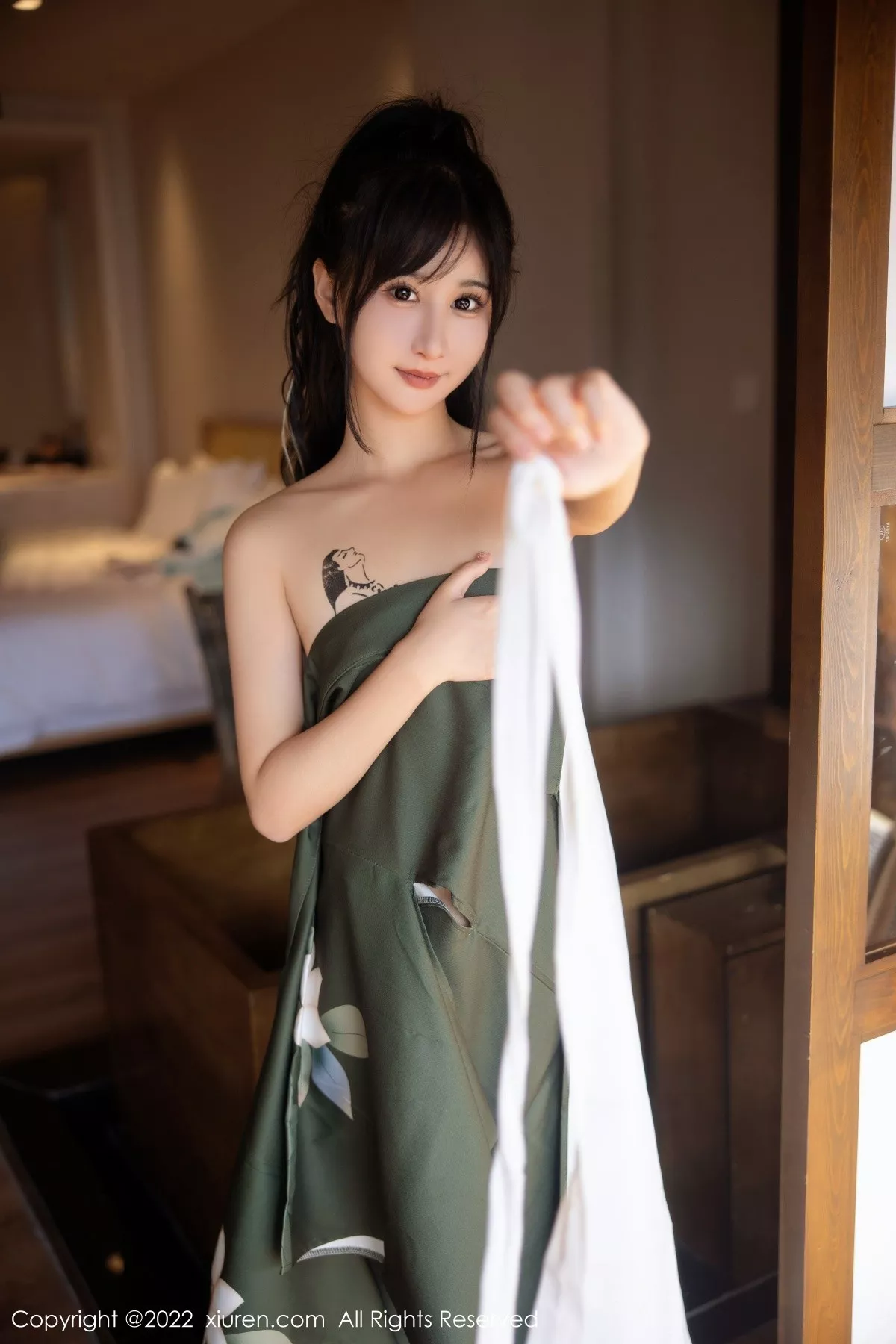 [XiuRen秀人网]第5256期小果冻儿写真 [85P]-044