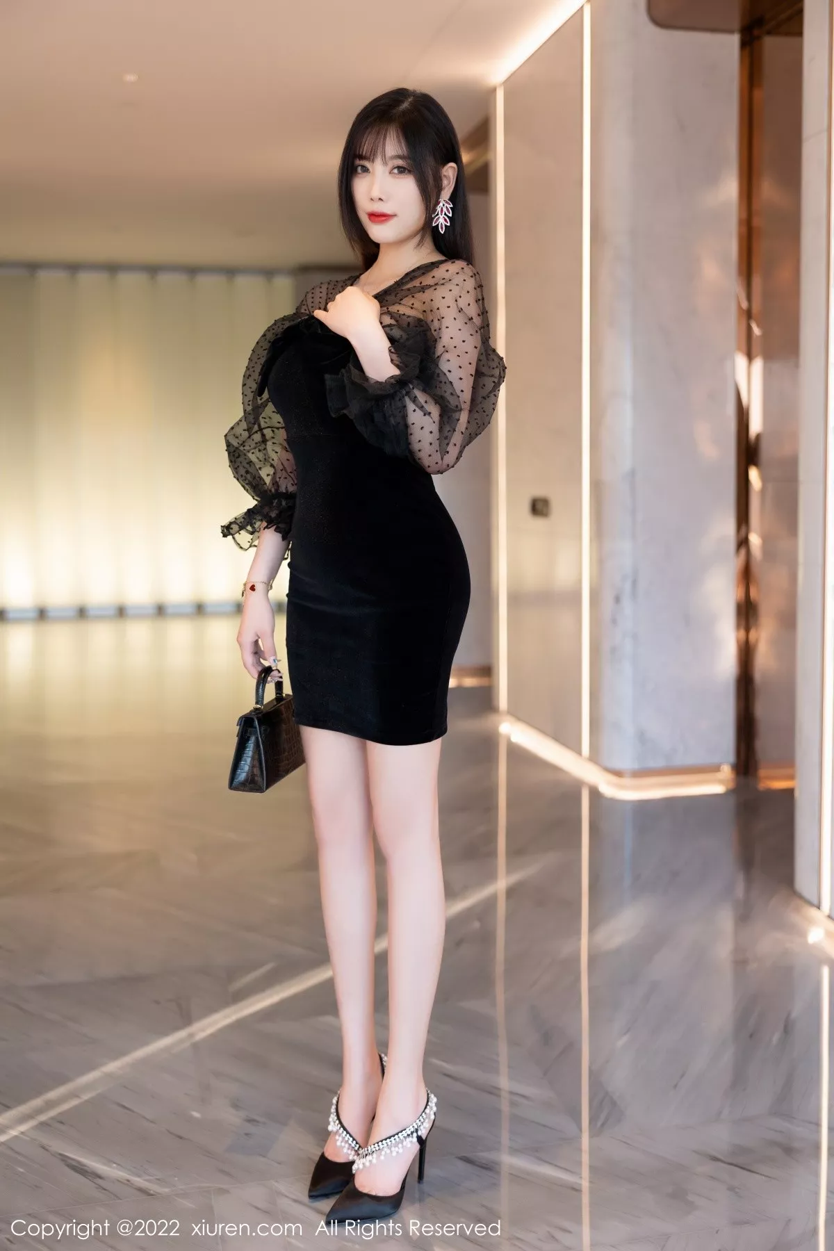 [XiuRen秀人网]第5264期杨晨晨写真 [84P]-002
