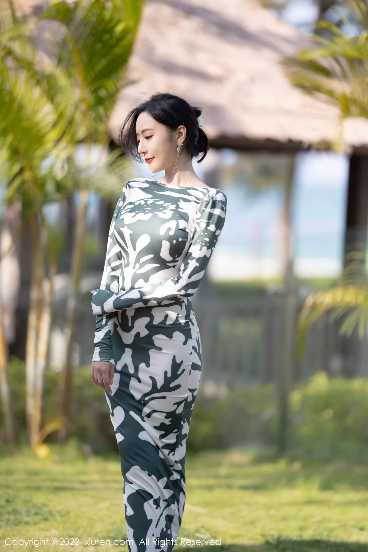 [XiuRen秀人网]第5194期王馨瑶写真 [90P]-001