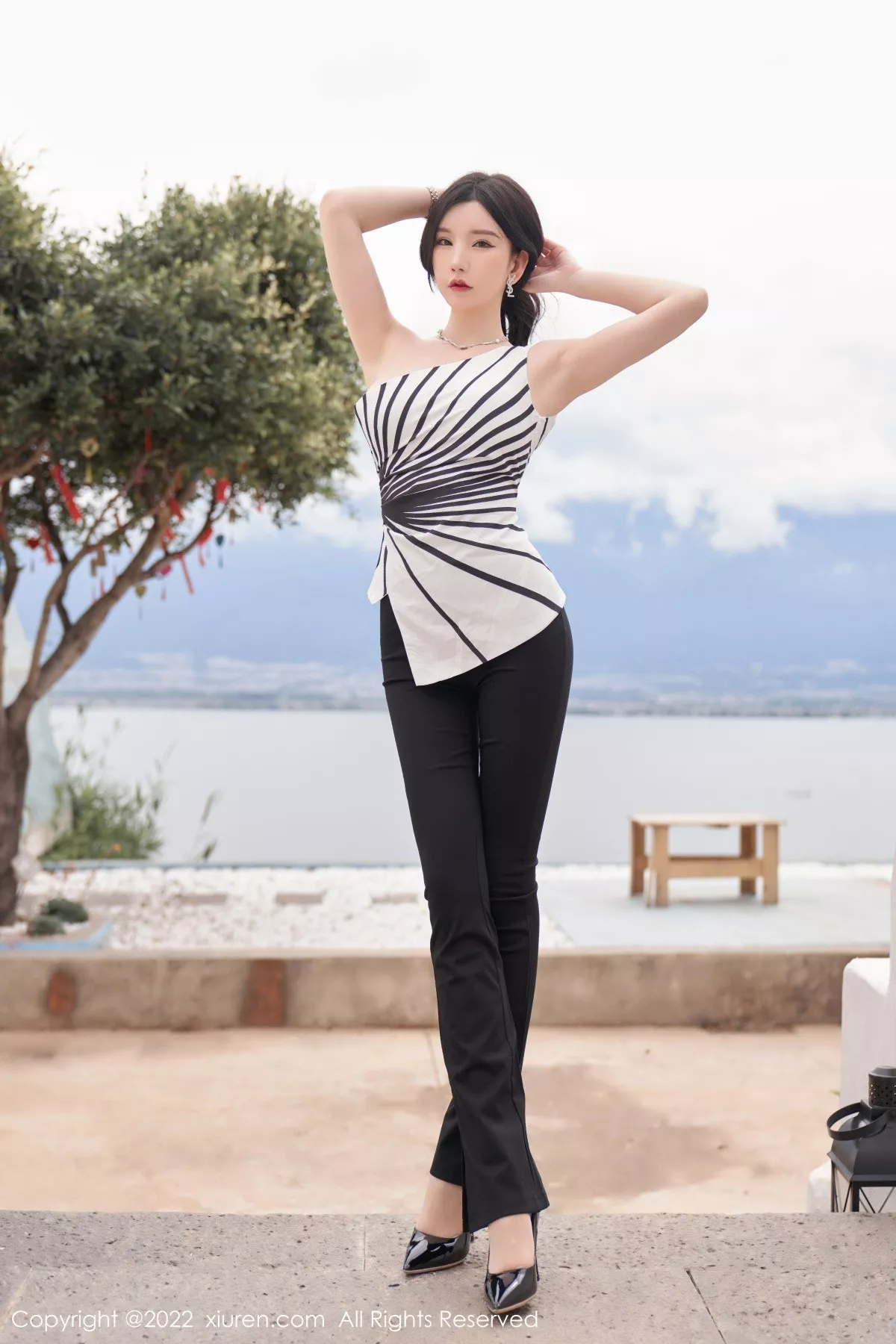 [XiuRen秀人网]第5361期周于希写真 [77P]-011