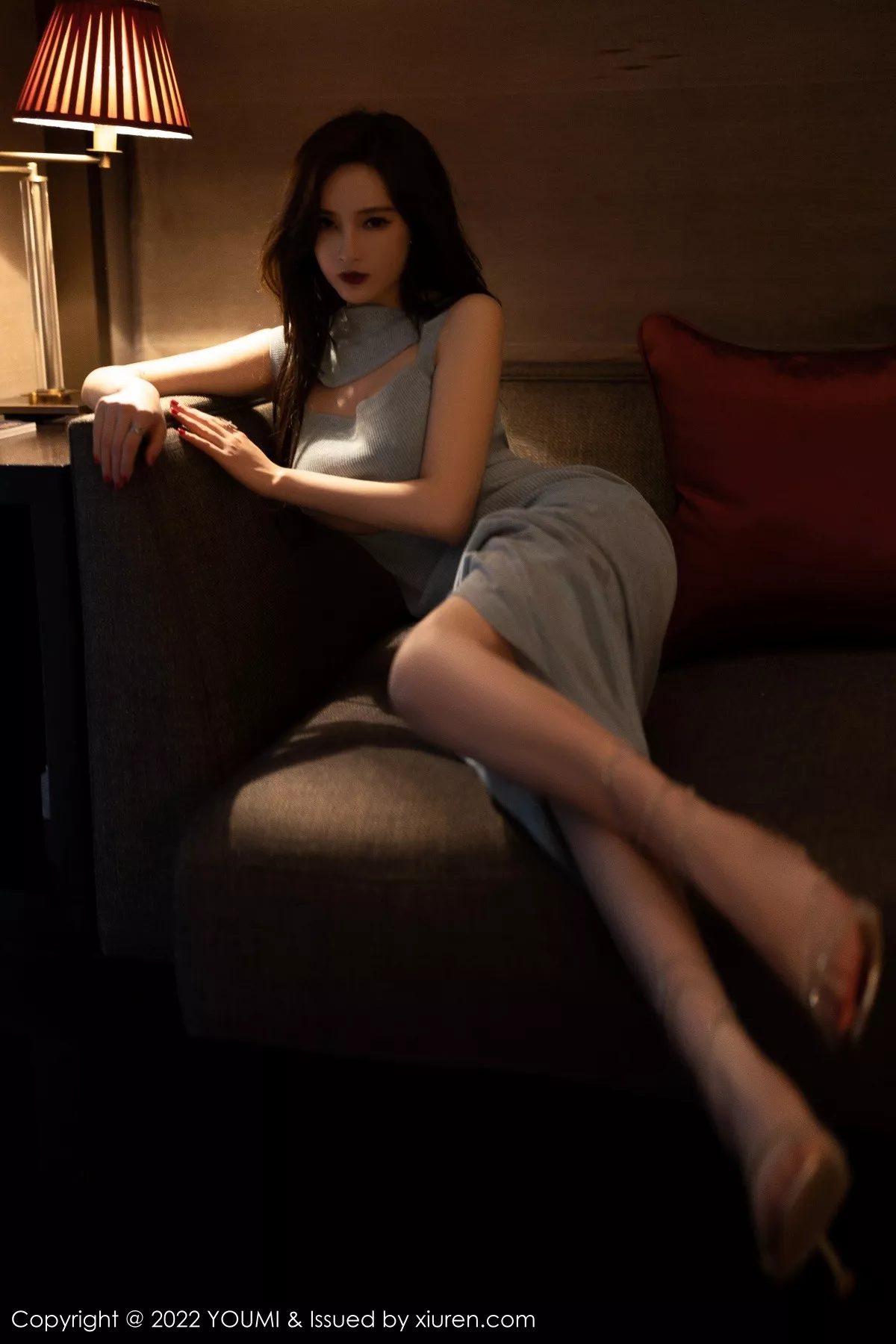 [YouMi尤蜜荟]第822期奶瓶土肥圆写真 [75P]-017
