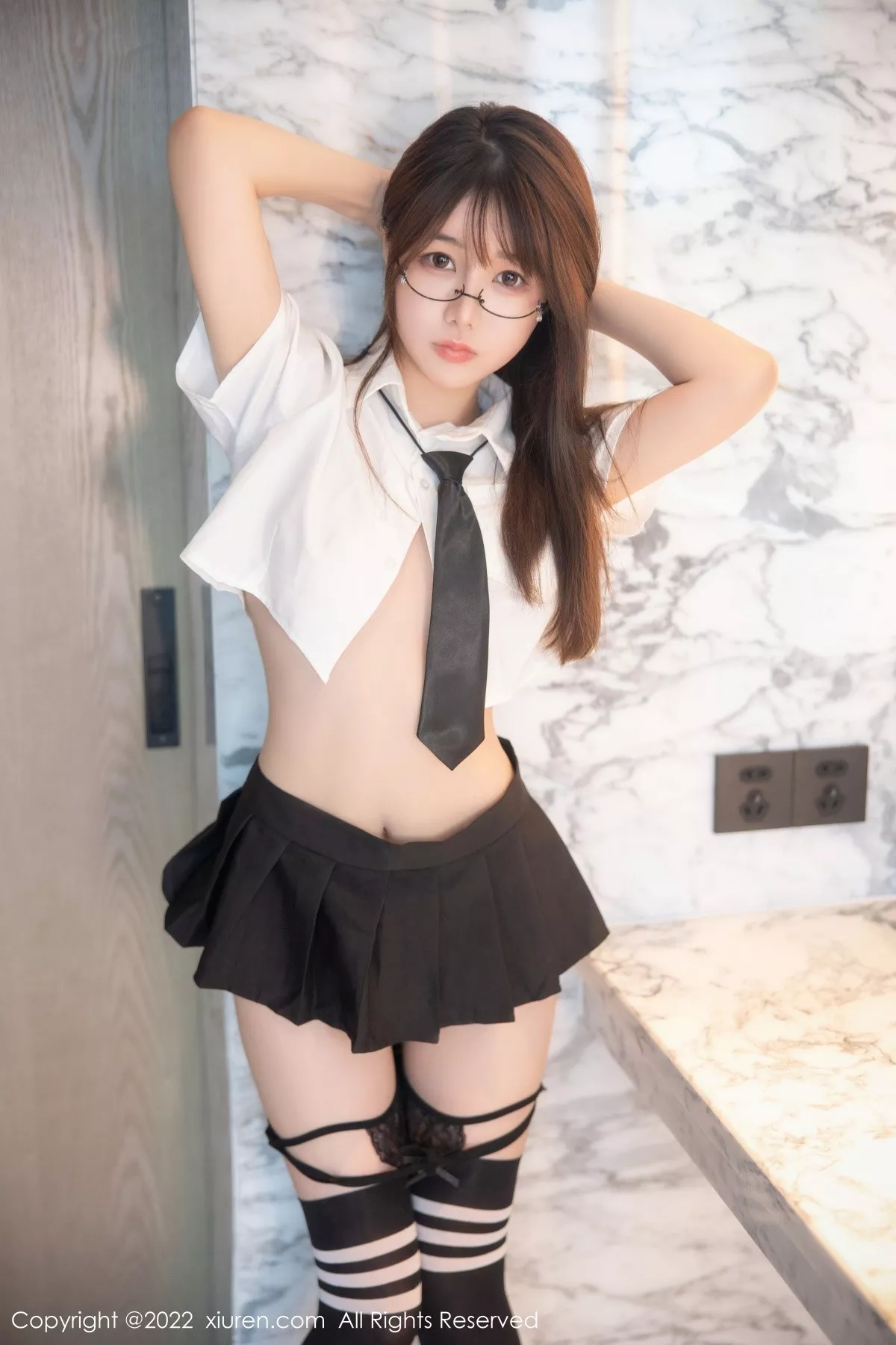 [XiuRen秀人网]第5365期婠婠么写真 [98P]-071
