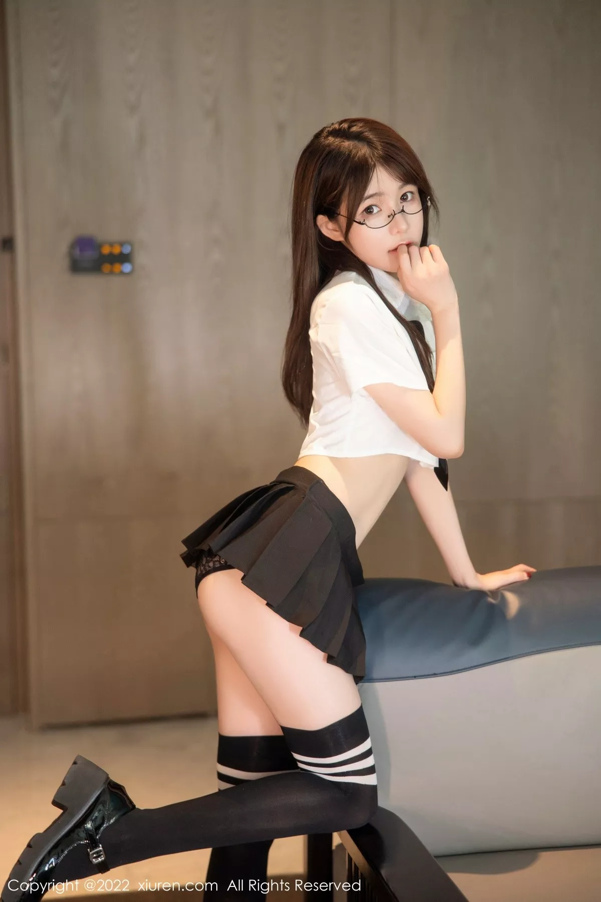 [XiuRen秀人网]第5365期婠婠么写真 [98P]-024
