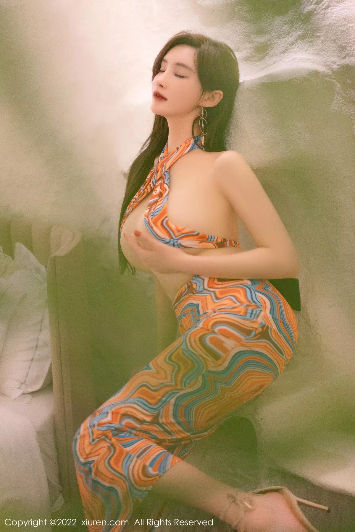 [XiuRen秀人网]第5398期奶瓶土肥圆写真 [71P]-009