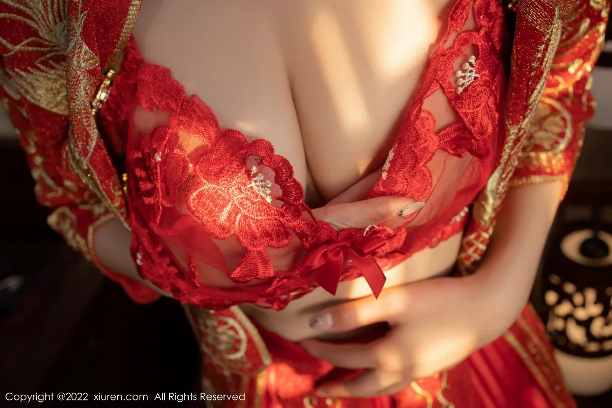 [XiuRen秀人网]第5319期就是阿朱啊写真 [70P]-025