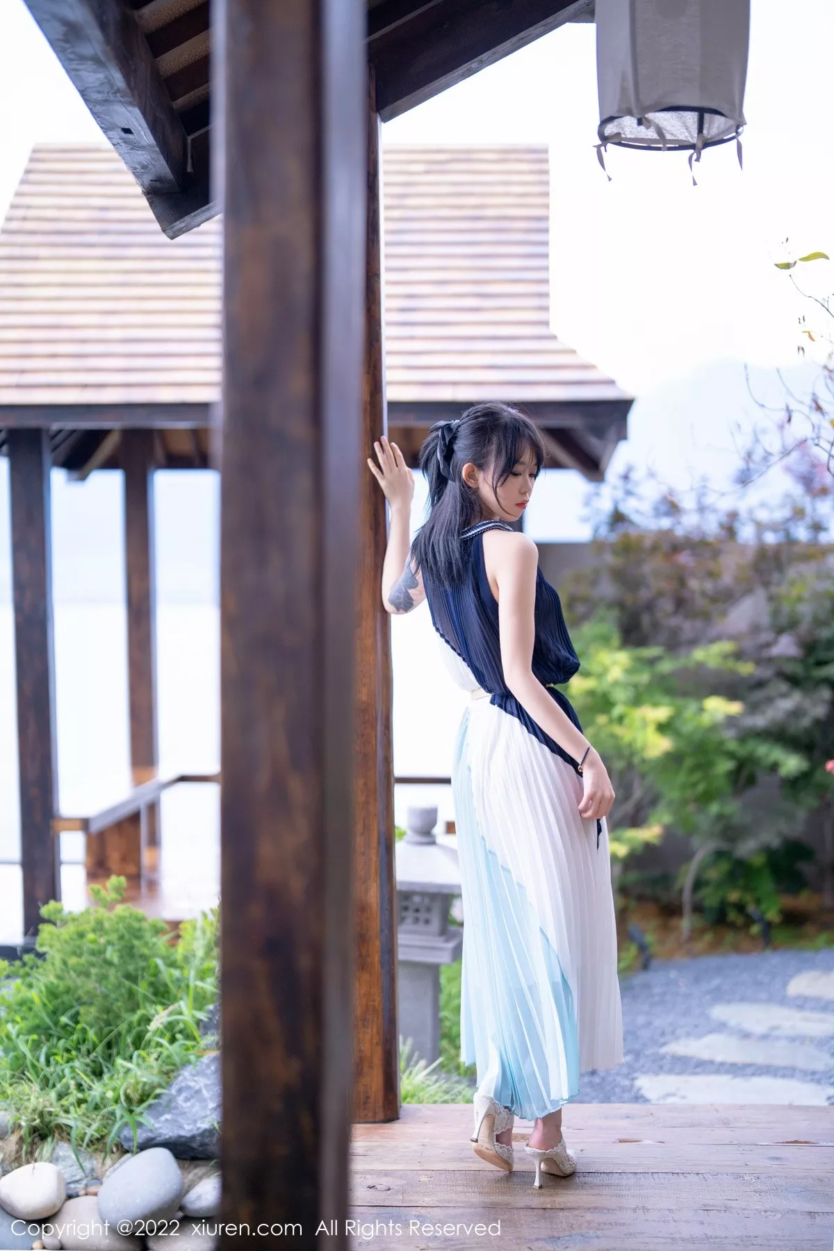 [XiuRen秀人网]第5327期奶瓶写真 [53P]-014
