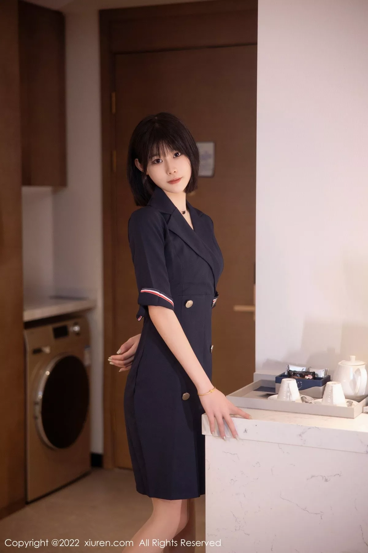 [XiuRen秀人网]第5329期77qiqi写真 [98P]-001