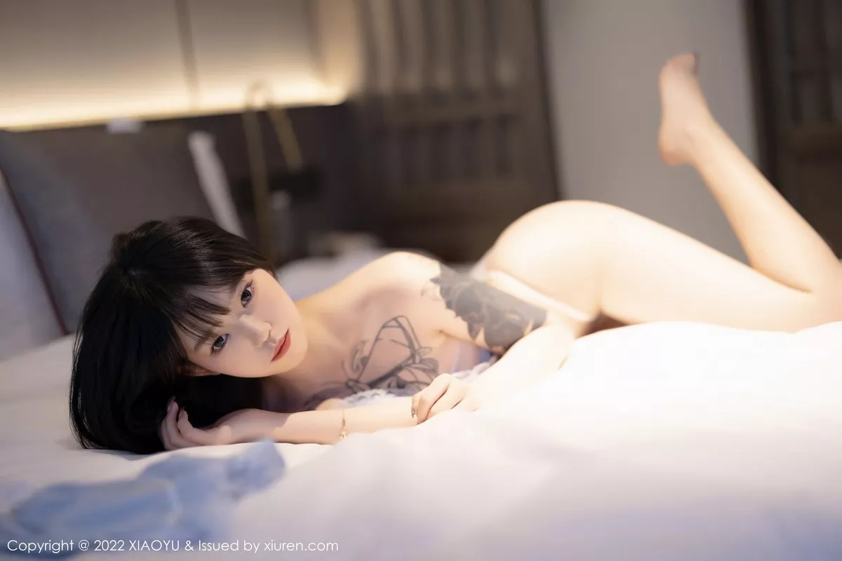 [XiaoYu画语界]第829期奶瓶写真 [90P]-081
