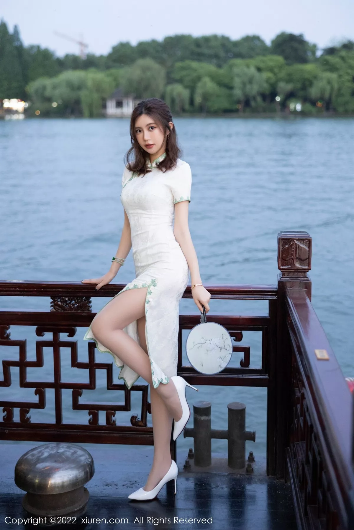 [XiuRen秀人网]第5468期绮里嘉写真 [92P]-010
