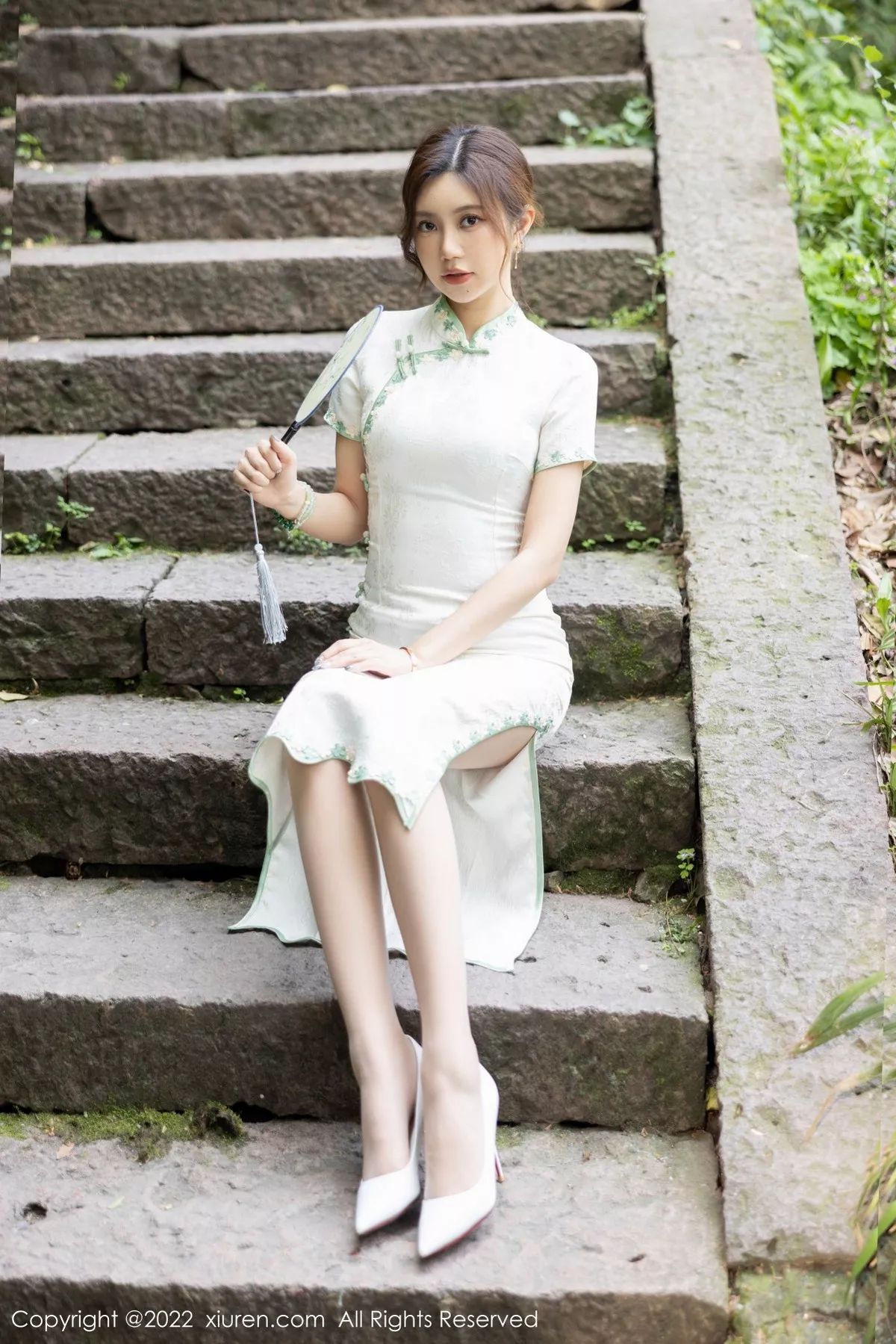 [XiuRen秀人网]第5468期绮里嘉写真 [92P]-001