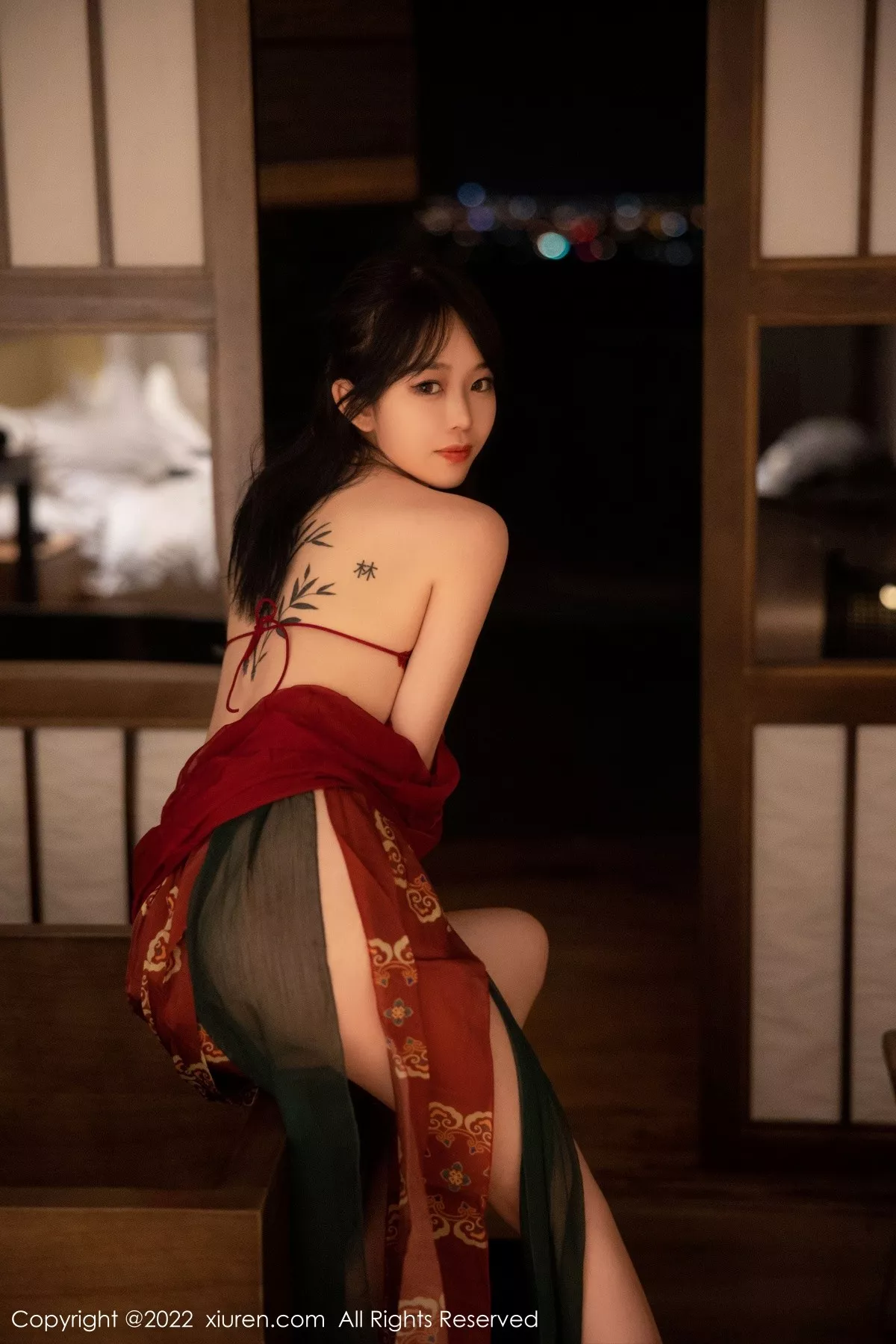 [XiuRen秀人网]第5527期奶瓶写真 [78P]-053