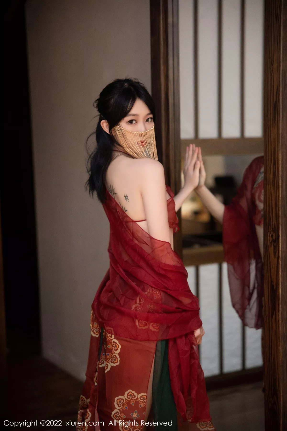 [XiuRen秀人网]第5527期奶瓶写真 [78P]-008