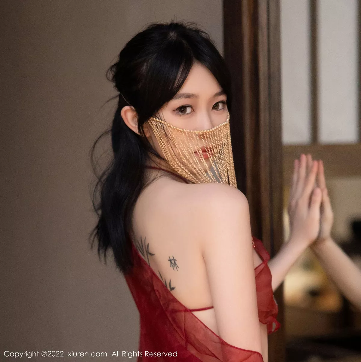 [XiuRen秀人网]第5527期奶瓶写真 [78P]-009