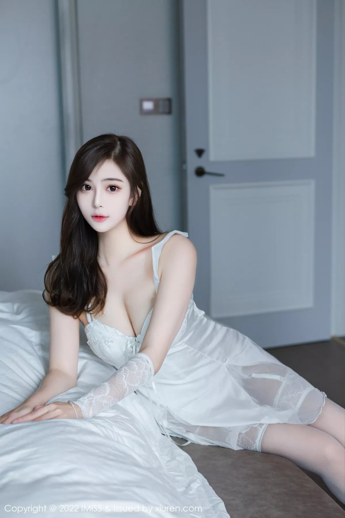 [Imiss爱蜜社]第696期Lavinia写真 [36P]-007