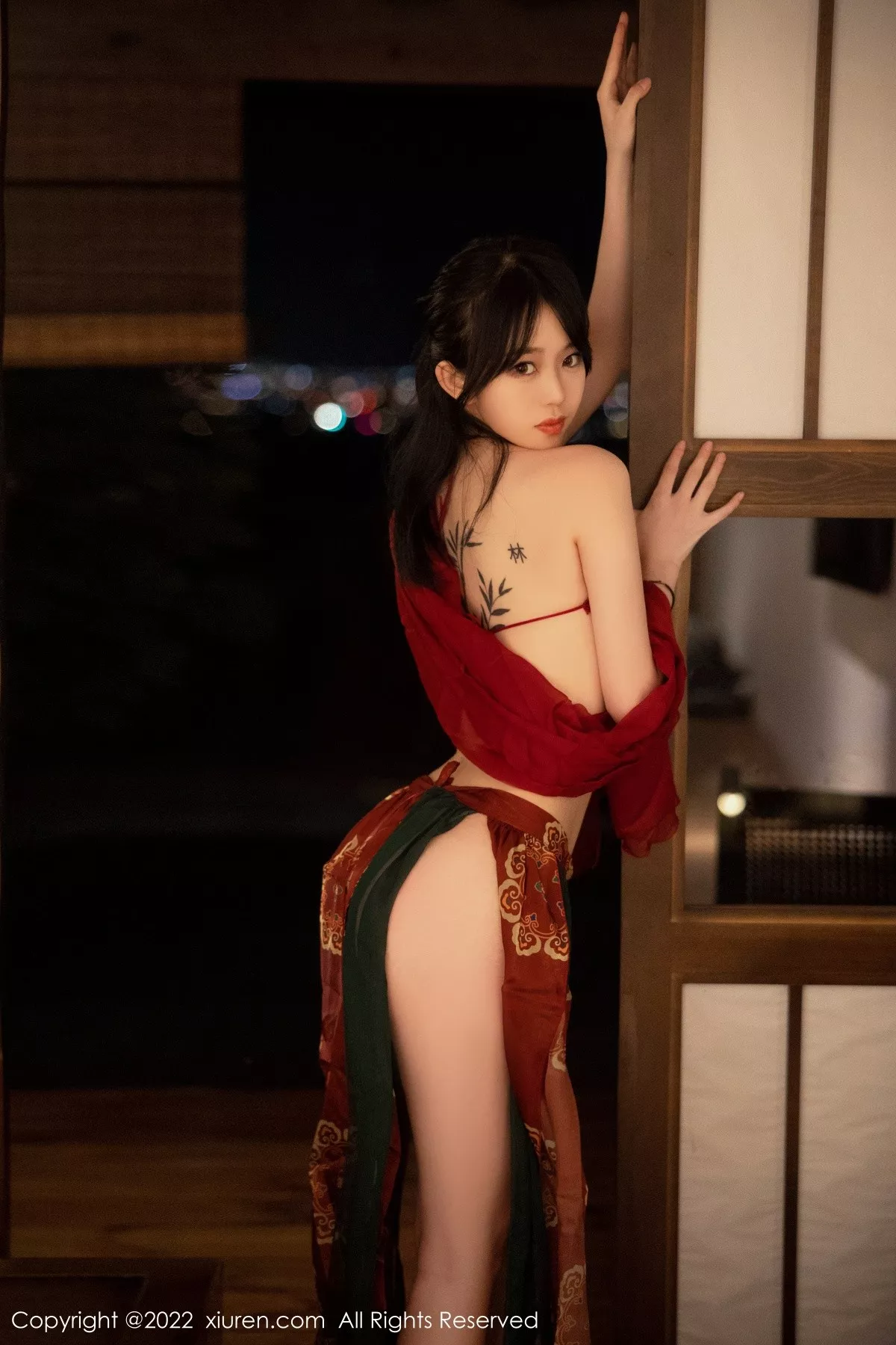 [XiuRen秀人网]第5527期奶瓶写真 [78P]-046