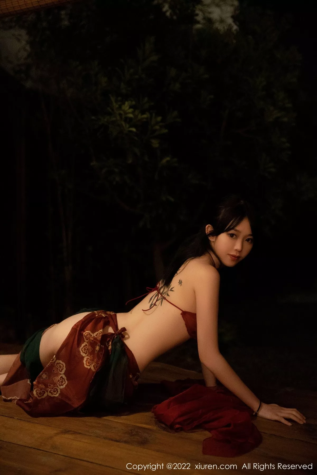 [XiuRen秀人网]第5527期奶瓶写真 [78P]-036