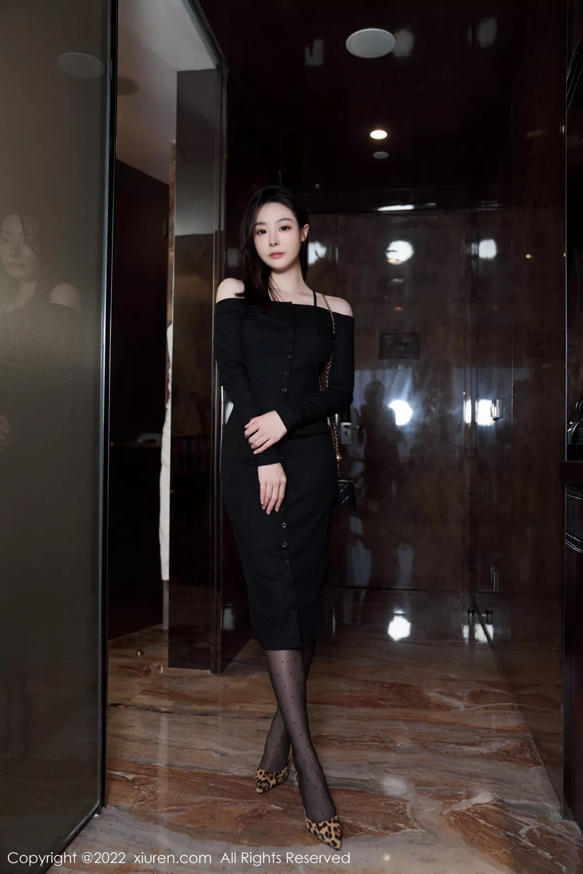 [XiuRen秀人网]第5529期是小逗逗写真 [92P]-011