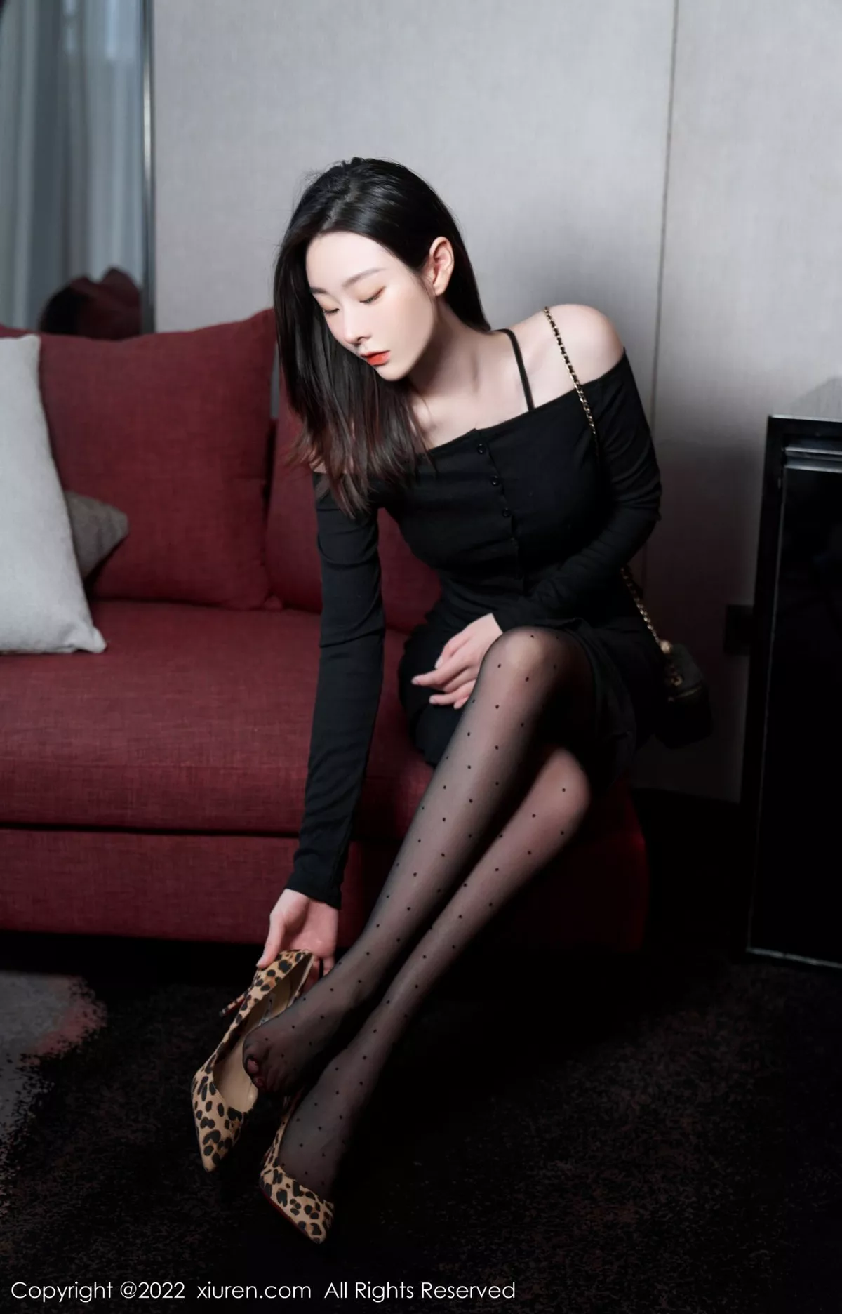 [XiuRen秀人网]第5529期是小逗逗写真 [92P]-031