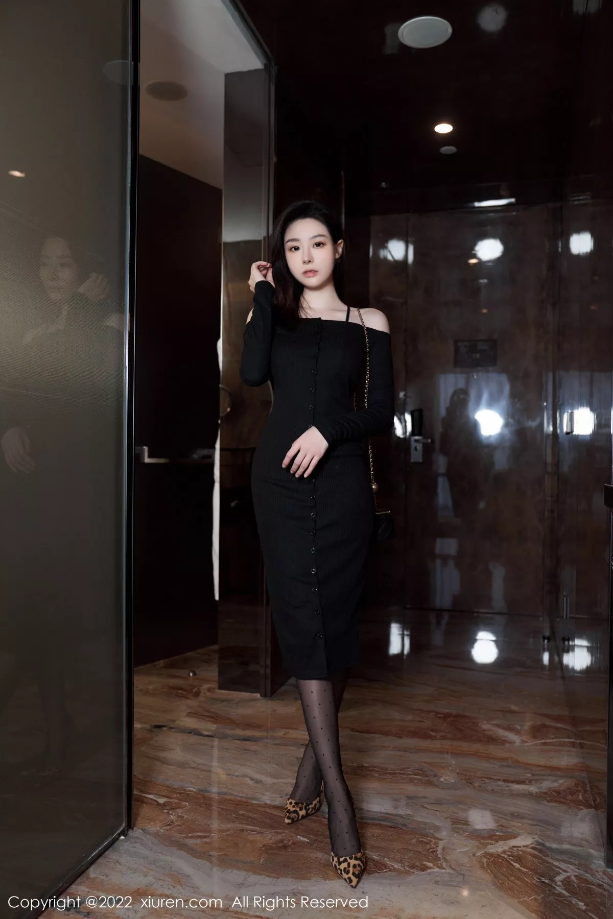 [XiuRen秀人网]第5529期是小逗逗写真 [92P]-010