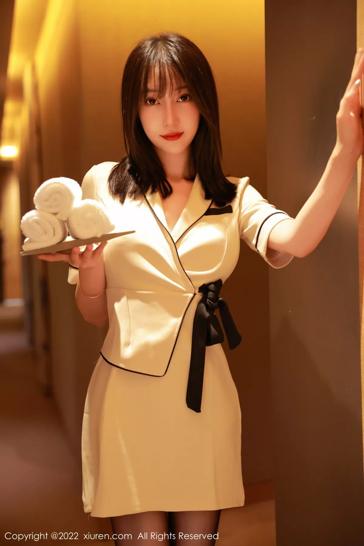 [XiuRen秀人网]第5534期玥儿玥写真 [56P]-001