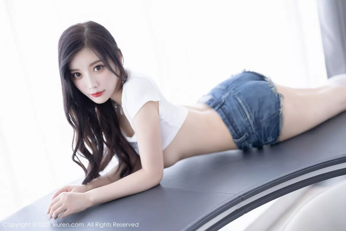 [XiuRen秀人网]第5551期杨晨晨写真 [72P]-037