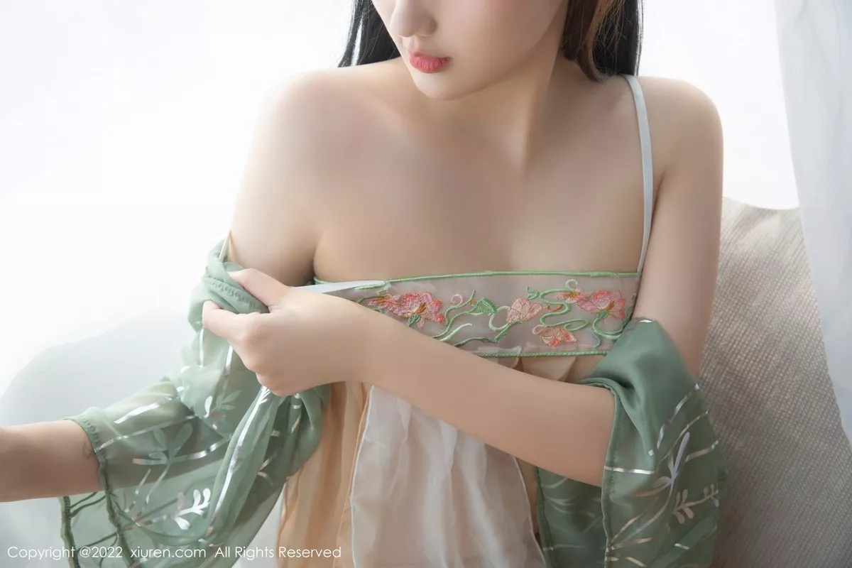 [XiuRen秀人网]第5556期江真真写真 [70P]-013