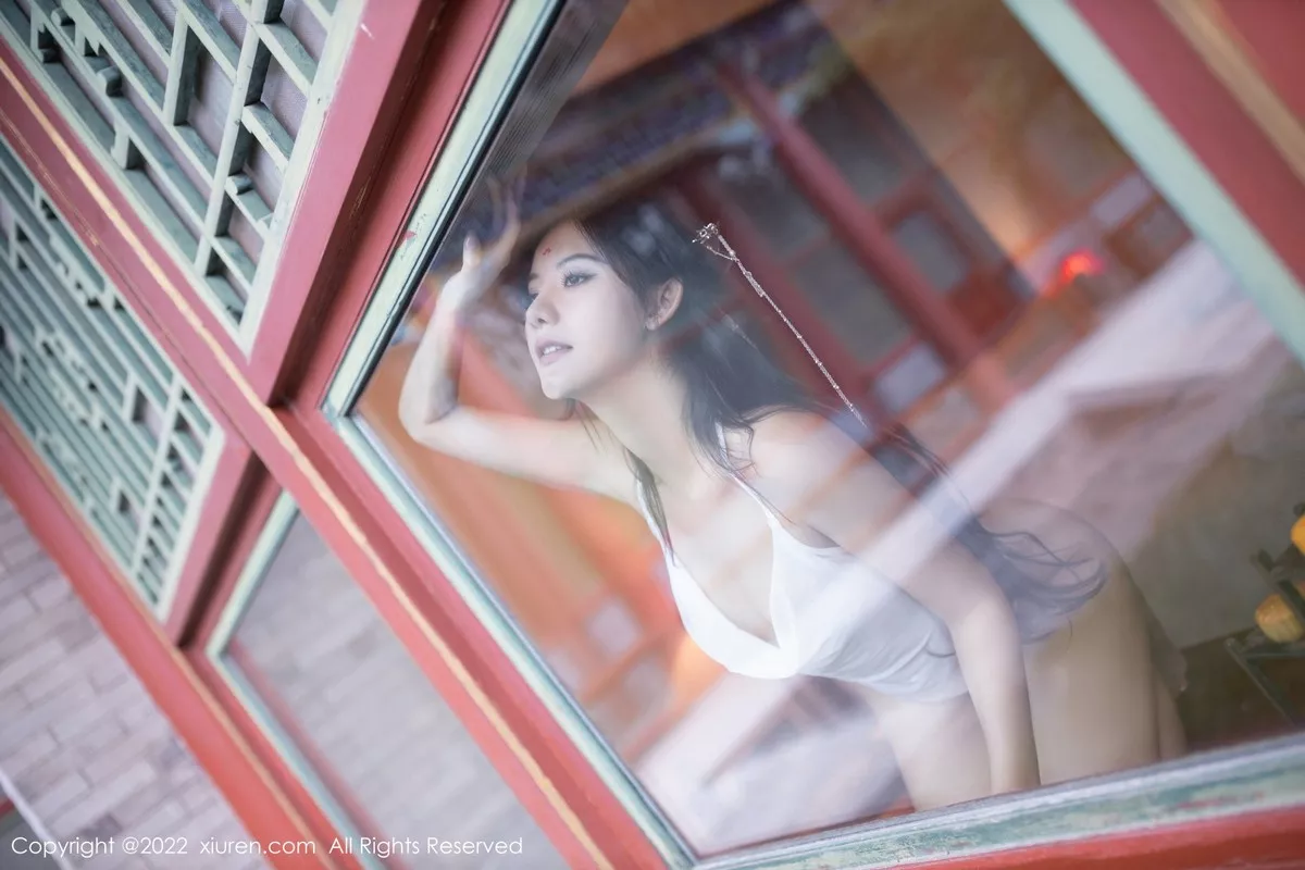 [XiuRen秀人网]第5573期就是阿朱啊写真 [85P]-053