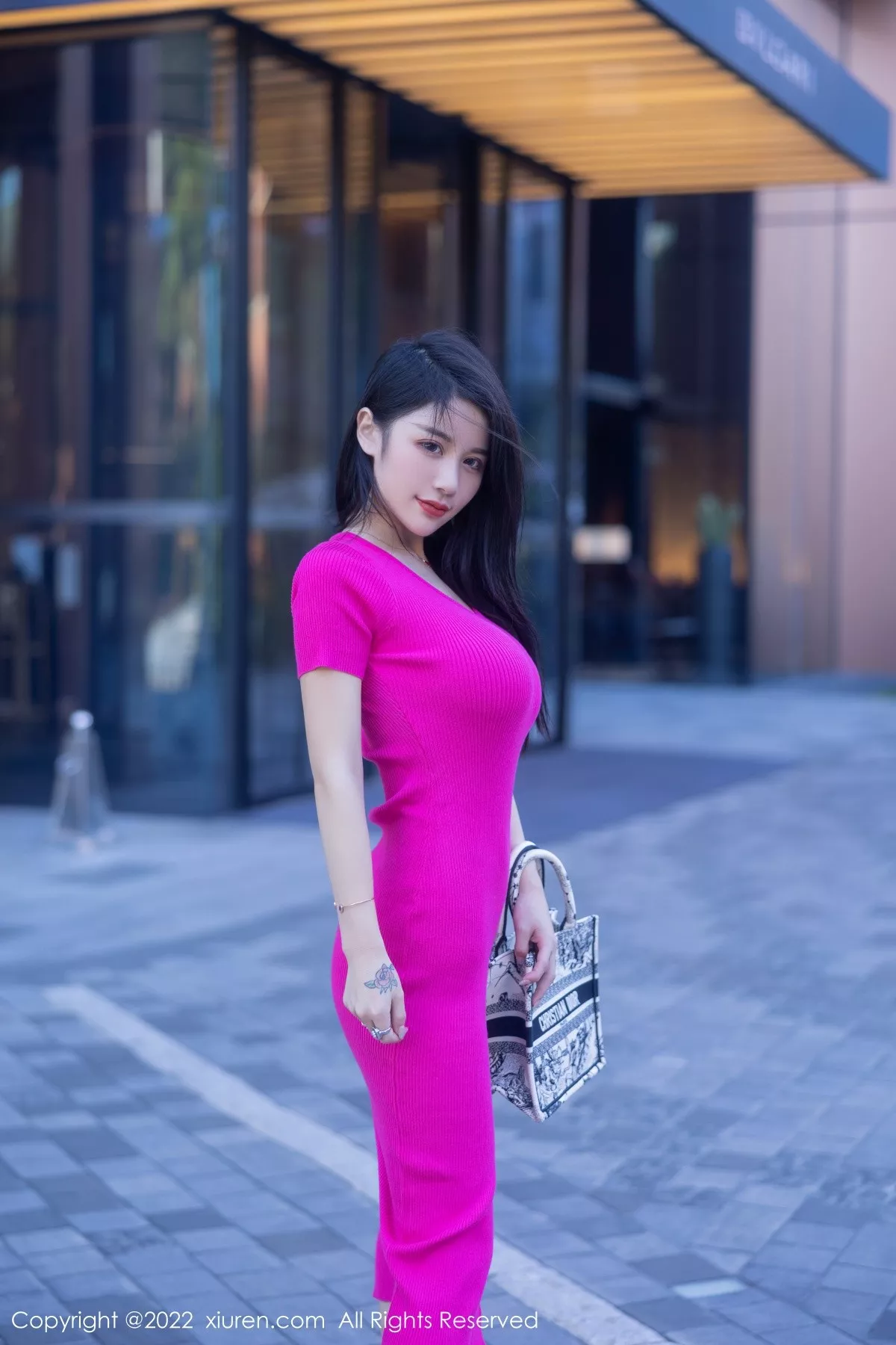 [XiuRen秀人网]第5582期美七写真 [81P]-002