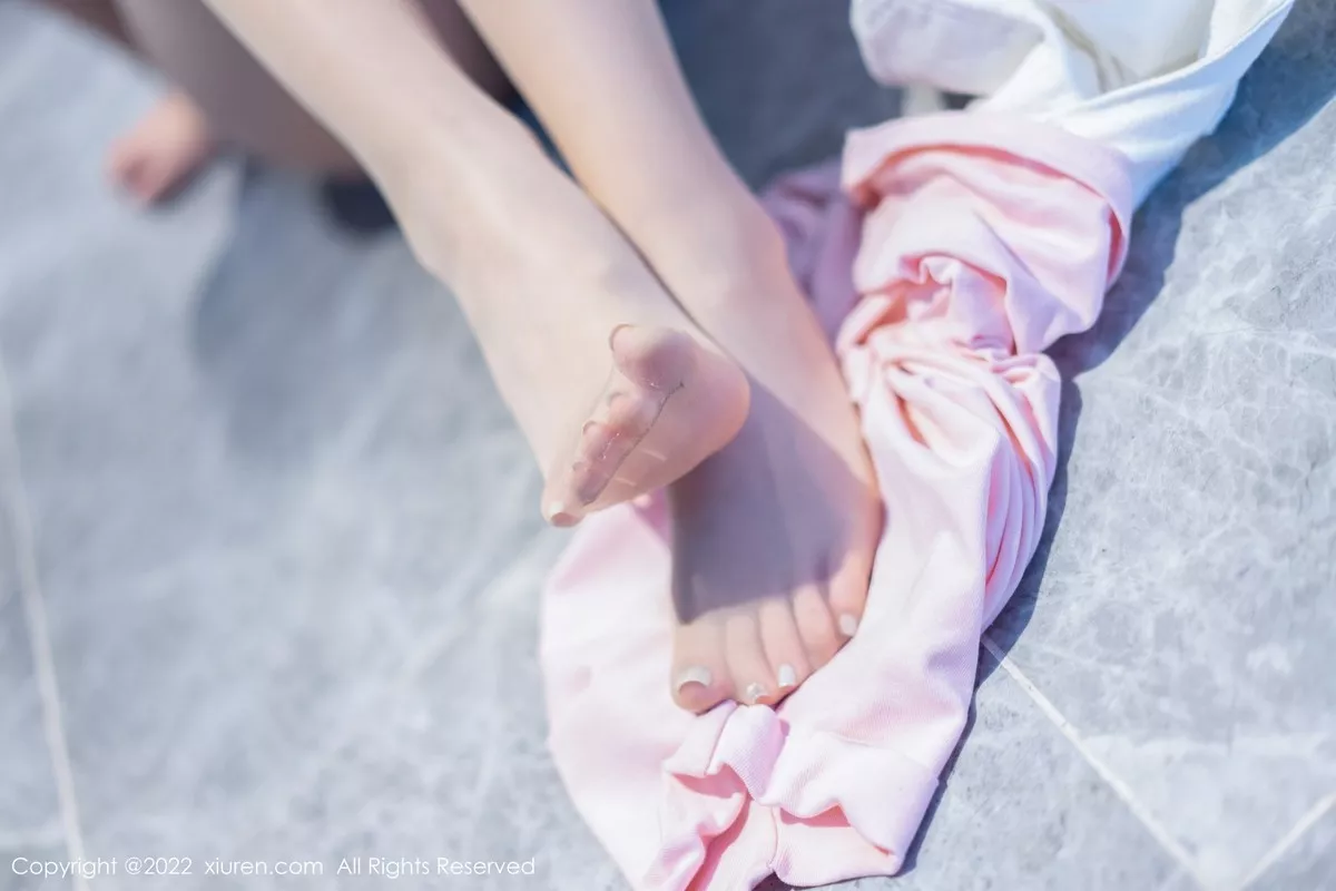 [XiuRen秀人网]第5593期是小逗逗写真 [78P]-070