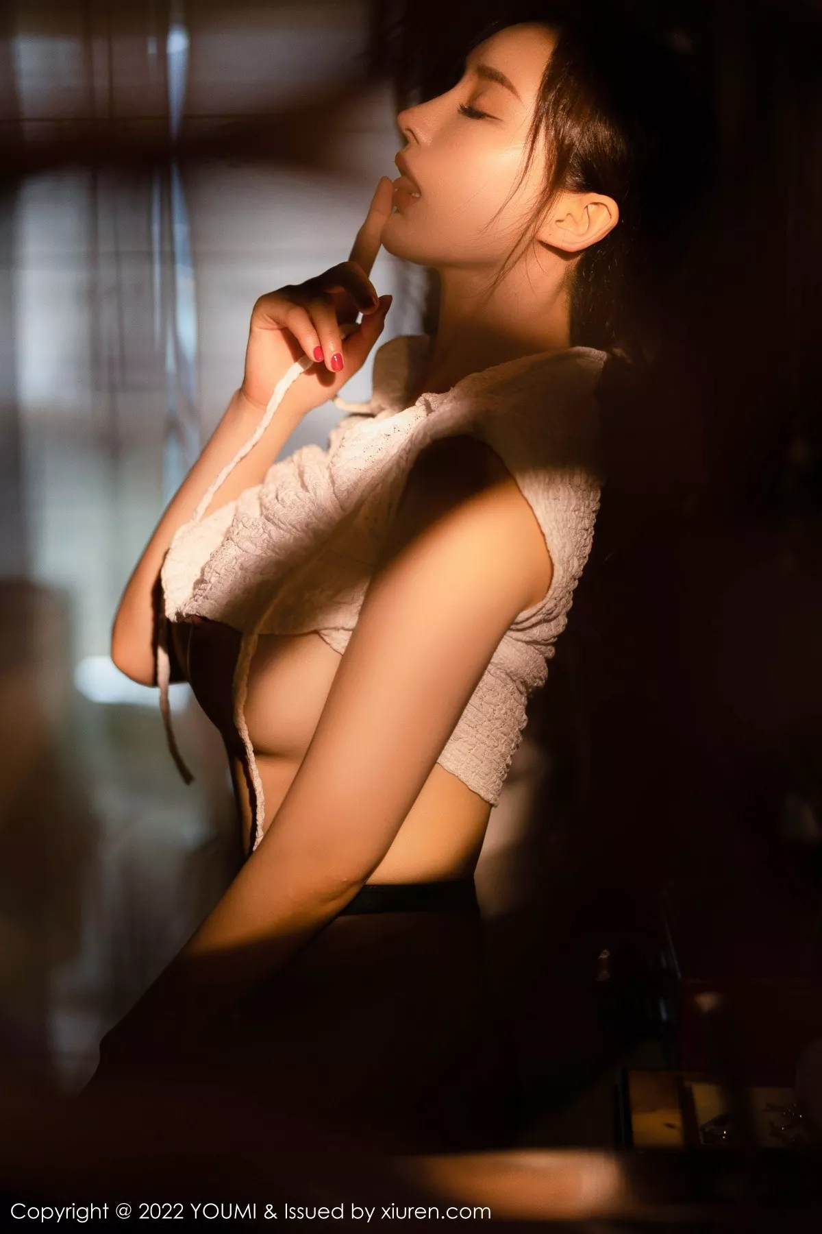 [YouMi尤蜜荟]第844期奶瓶土肥圆写真 [72P]-051