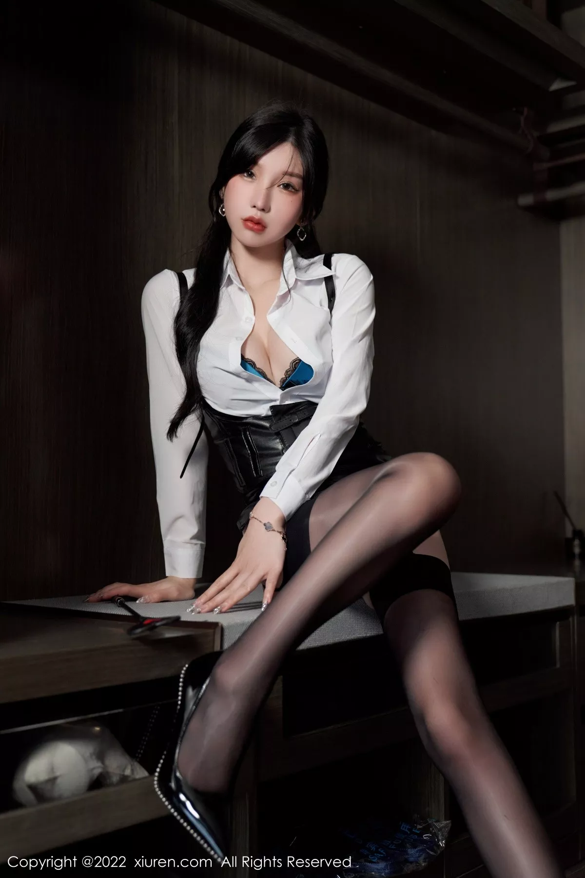 [XiuRen秀人网]第5602期周于希写真 [90P]-051