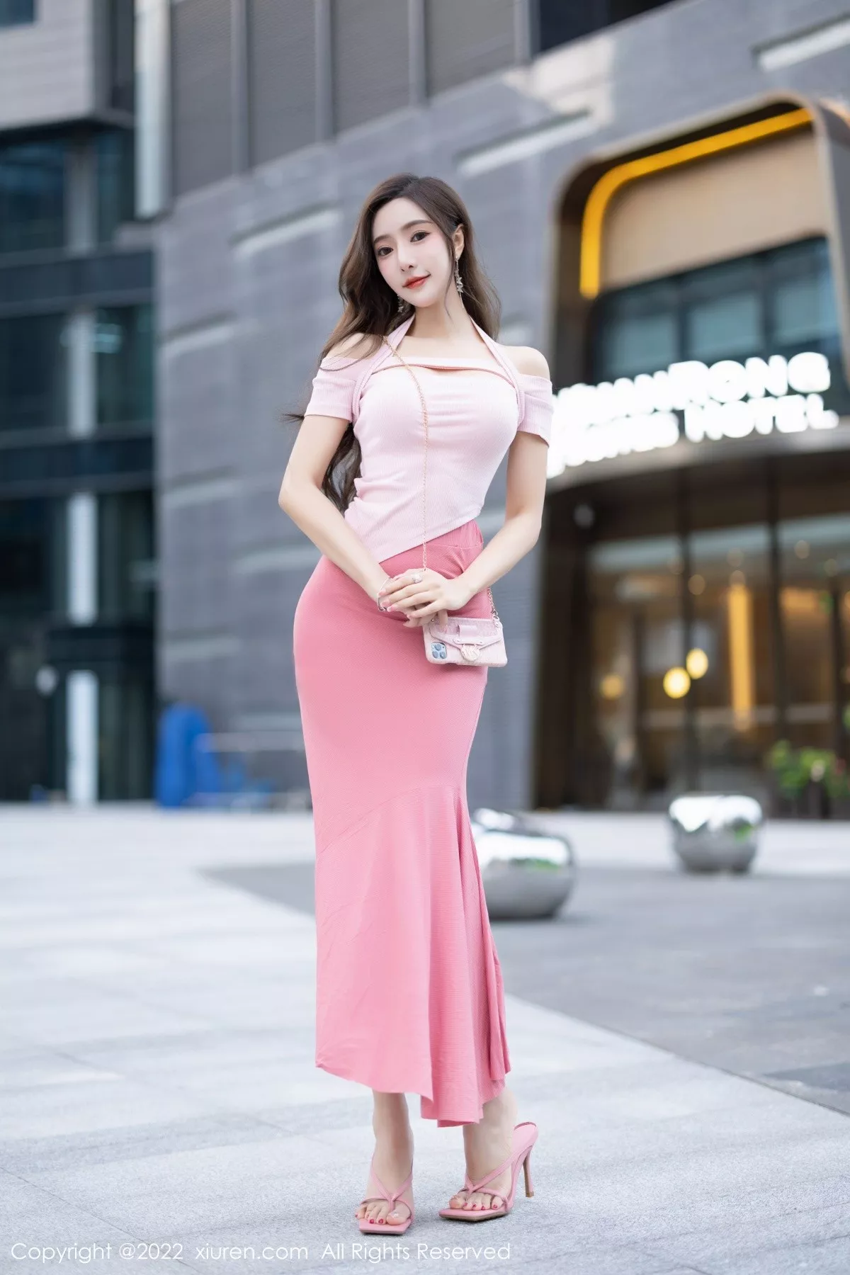 [XiuRen秀人网]第5601期王馨瑶写真 [78P]-004