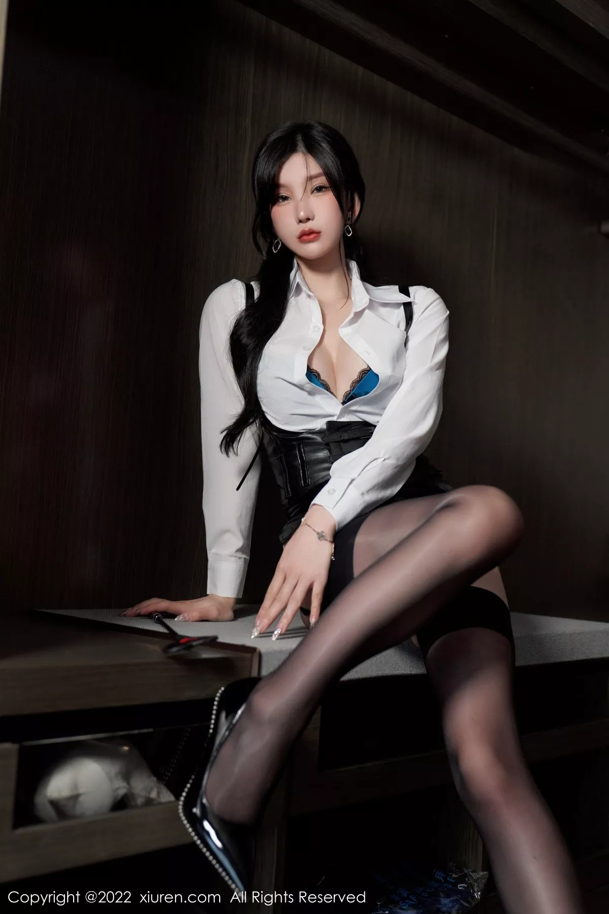 [XiuRen秀人网]第5602期周于希写真 [90P]-052