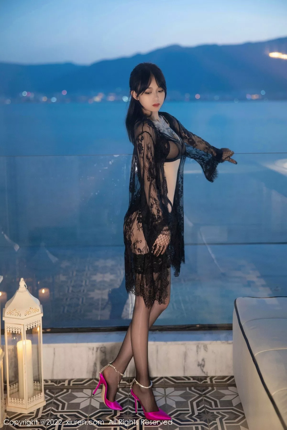 [XiuRen秀人网]第5491期奶瓶写真 [70P]-002