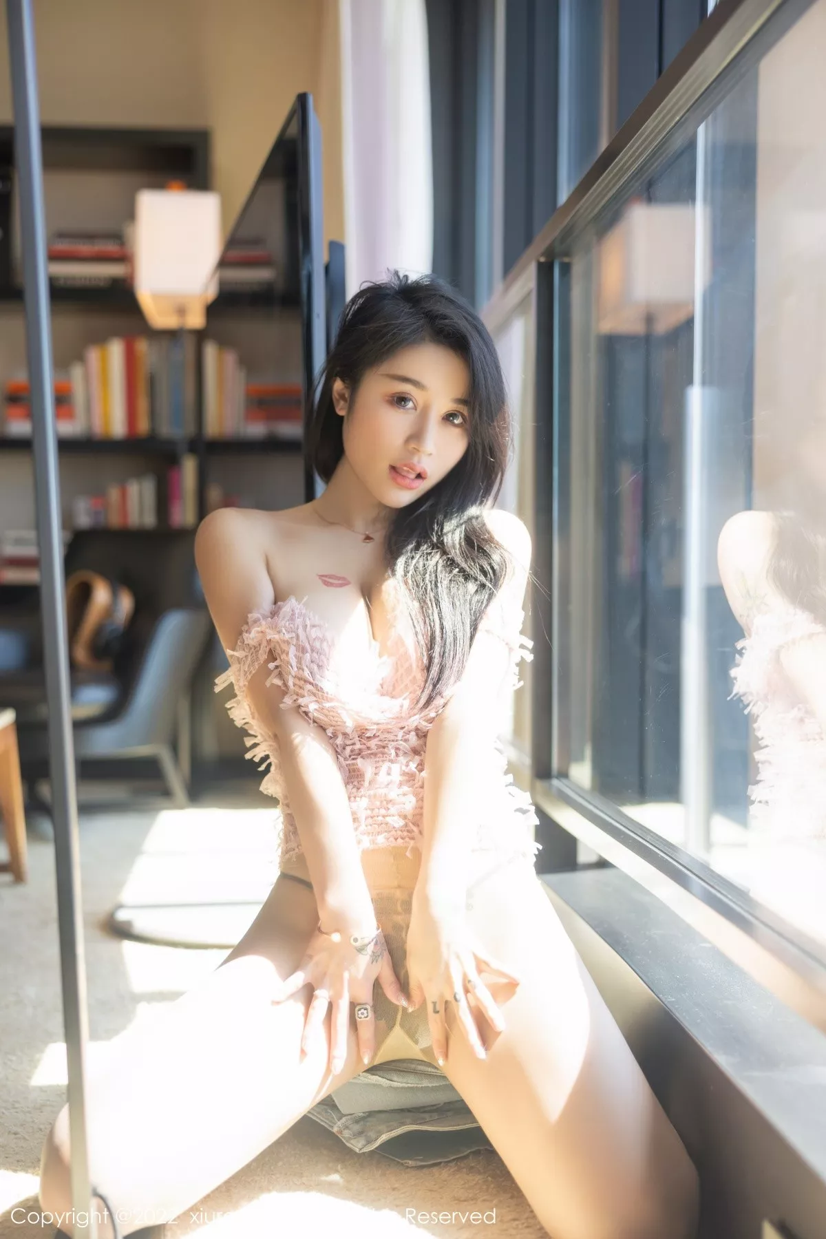 [XiuRen秀人网]第5489期美七写真 [97P]-072