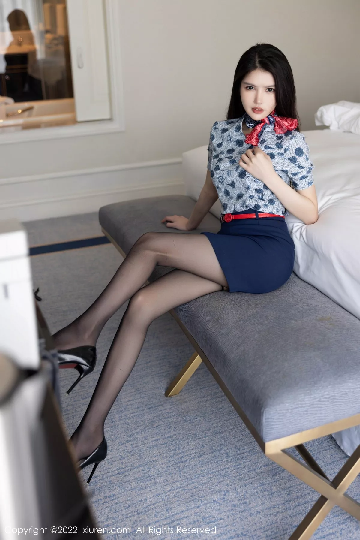 [XiuRen秀人网]第5492期媛媛酱写真 [78P]-001