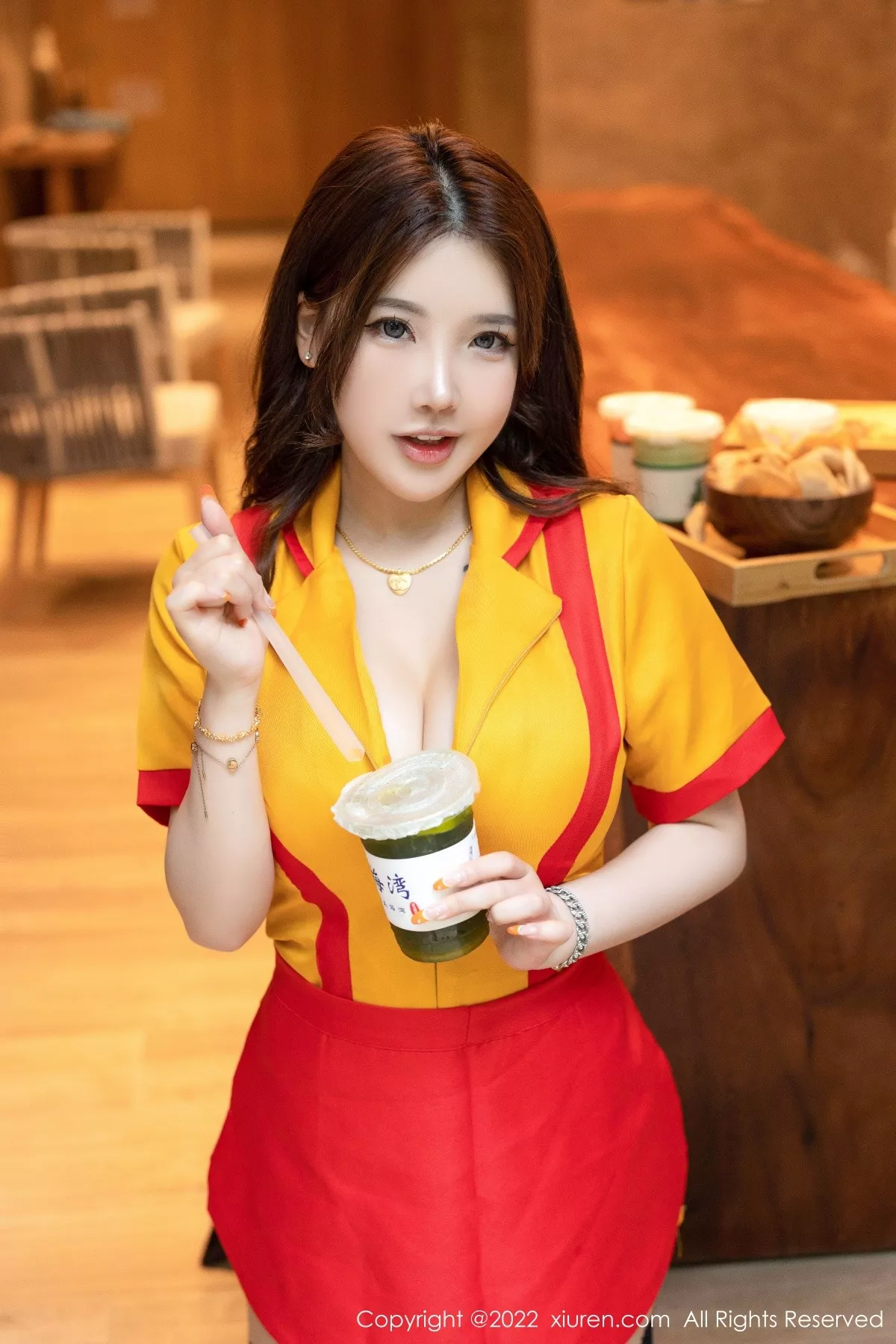 [XiuRen秀人网]第5509期小海臀写真 [56P]-012