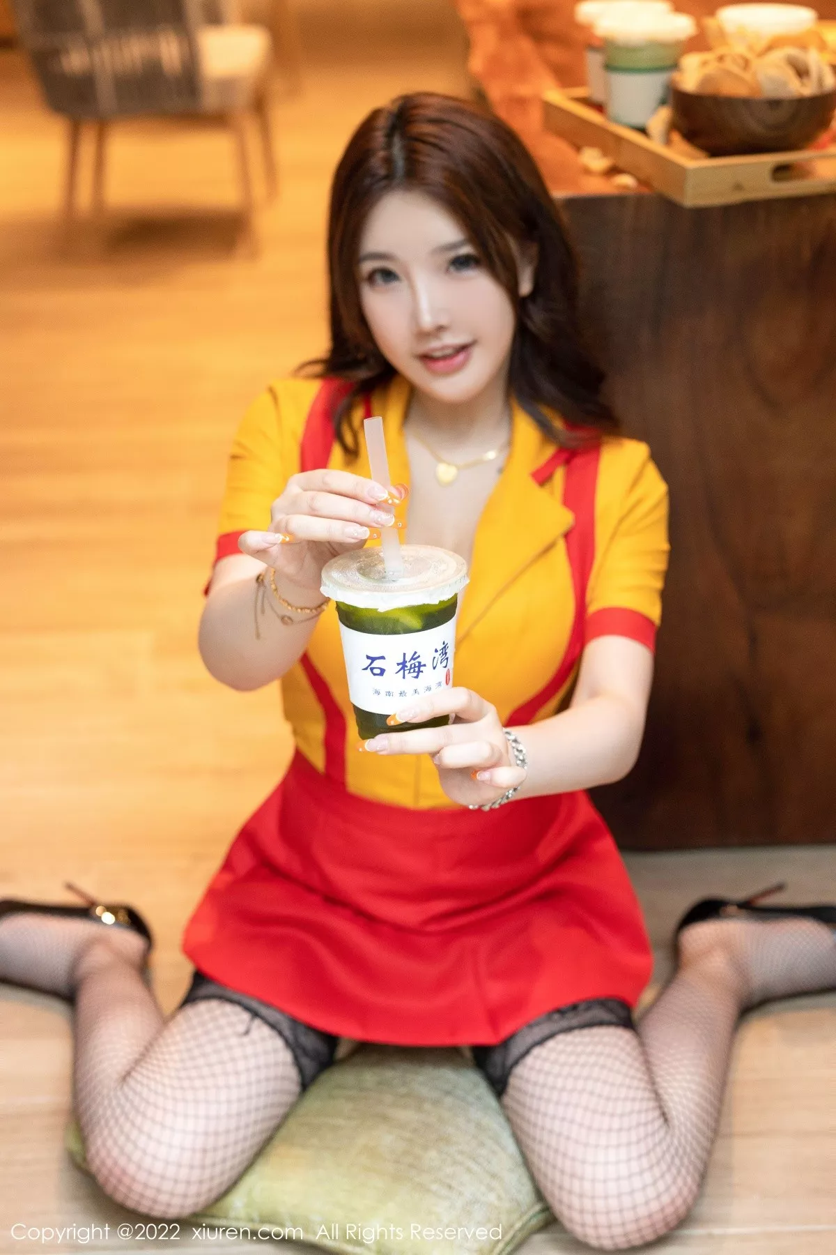 [XiuRen秀人网]第5509期小海臀写真 [56P]-014