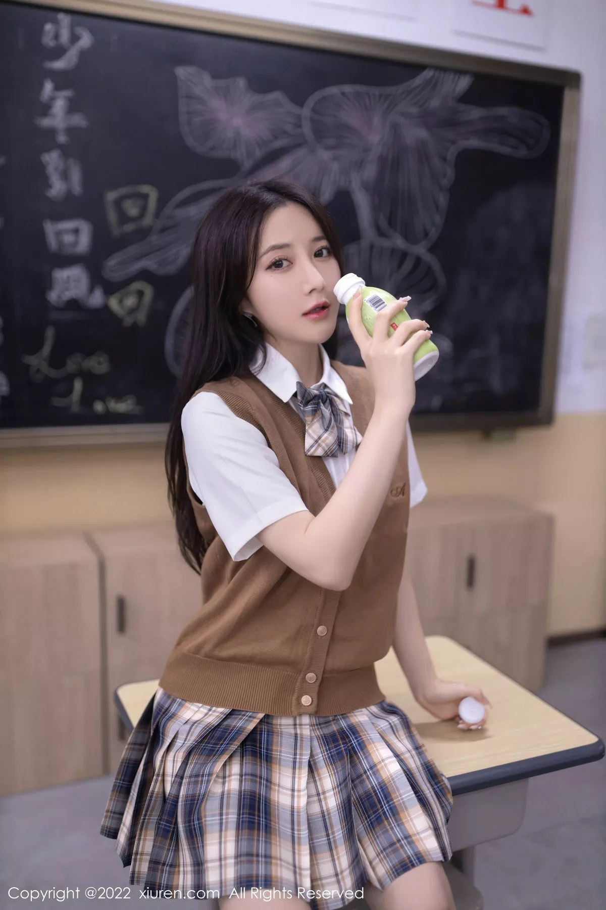 [XiuRen秀人网]第5673期鱼子酱写真 [80P]-001