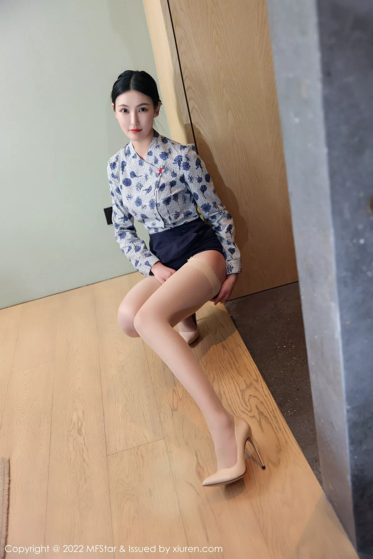 [MFStar模范学院]第569期西西里写真 [43P]-013