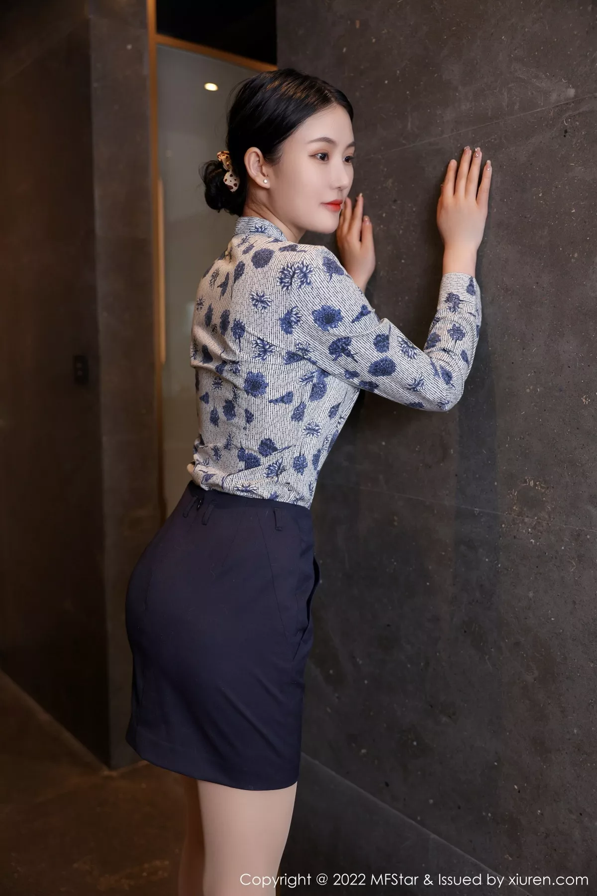 [MFStar模范学院]第569期西西里写真 [43P]-002