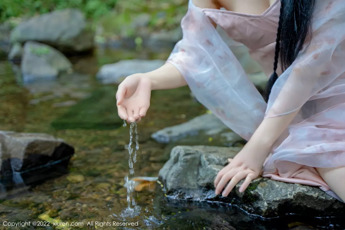 [XiuRen秀人网]第5690期婠婠么写真 [81P]-015