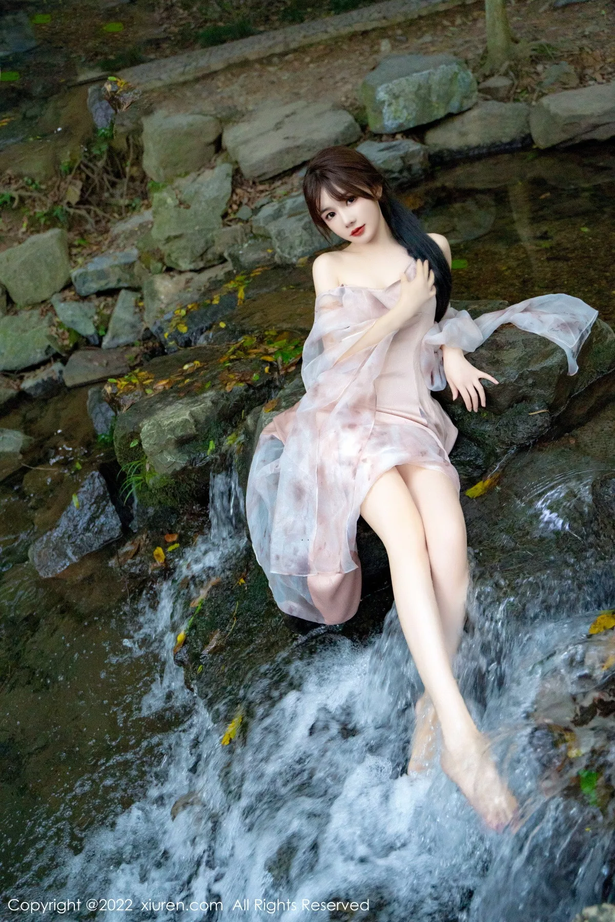 [XiuRen秀人网]第5690期婠婠么写真 [81P]-077